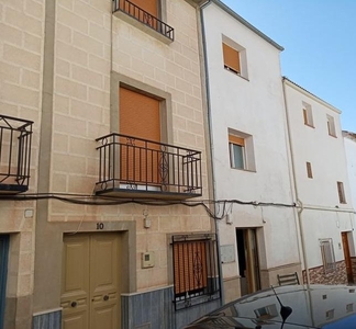 Vivienda en venta enc. horno alto, 8,cabra de santo cristo,jaén