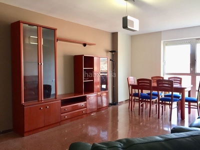 Alquiler piso con 4 habitaciones amueblado con ascensor, calefacción y aire acondicionado en Reus