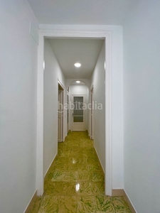 Alquiler piso en carrer barreres 10 piso con 5 habitaciones amueblado en Reus