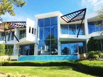 Casa adosada en venta en Sierra Blanca, Marbella