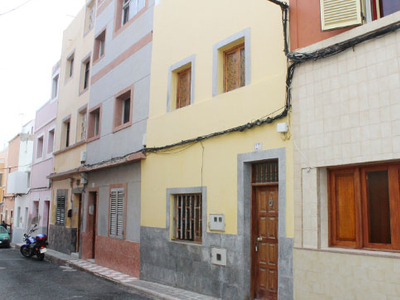 Casa en Calle MAR AZUL BARRIO COSTA AYALA, Las Palmas de Gran Canaria