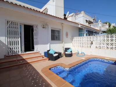 Casa en venta en Villamartin, Orihuela, Alicante