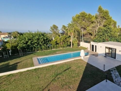 Chalet en venta en La Xara - La Sella, Dénia