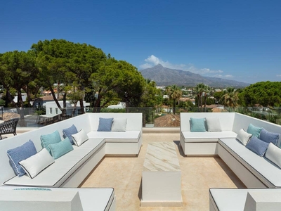 Chalet en venta en Las Brisas, Marbella, Málaga