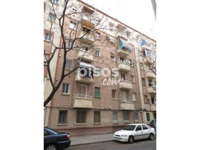 Piso en venta en Calle Jumella