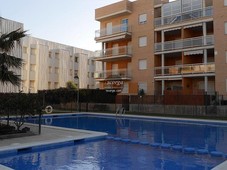 Venta Piso El Vendrell. Piso de cuatro habitaciones en Carrer Abat Bassa. Planta baja con terraza