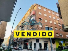 Venta Piso Talavera de la Reina. Piso de cuatro habitaciones en Calle Joaquina Santander. Con terraza