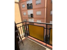 Venta Piso Torrent (València). Piso de cuatro habitaciones en Calle SAN FERMIN. Buen estado tercera planta con balcón