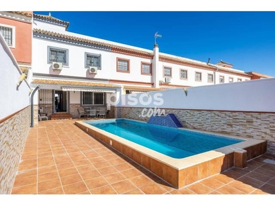 Casa adosada en venta en Huévar del Aljarafe