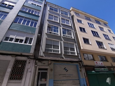 Piso en venta en Centro - Ferrol de 2 habitaciones y 89 m²