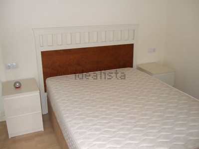 Piso en venta una habitación zona Prat de la Riba Lleida.