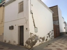 Venta Casa unifamiliar Morón de La Frontera. A reformar con terraza 83 m²
