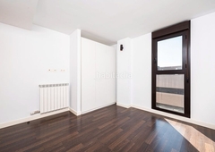 Alquiler piso en benjamin palencia piso con 2 habitaciones con ascensor en Torrejón de Ardoz