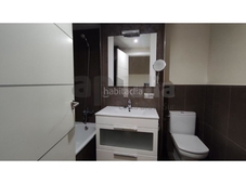 Apartamento céntrico con 3 dormitorios y dos baños con parking en Lloret de Mar