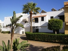 Casa unifamiliar en venta en Calle Albatros, cerca de Calle de las Torres en Almerimar por 450.000 €