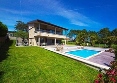 Galicia Villas- Villa de lujo con piscina.