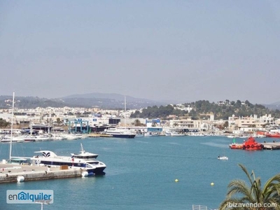 Alquiler ático amueblado Dalt vila - la marina