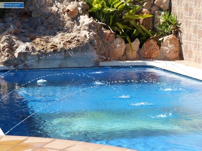 Chalet en alquiler con piscina en entrada de La Manga.