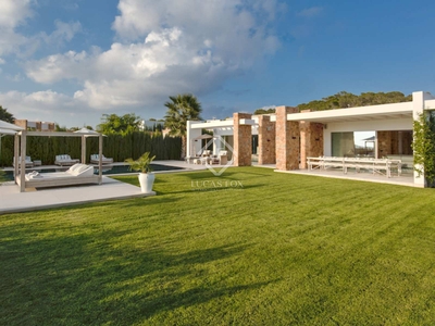 Moderna villa en venta en Sant Josep, Ibiza
