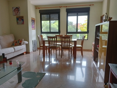 Piso en Venta en Alginet, Valencia