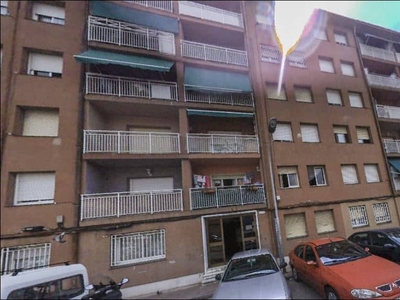 Piso en venta en Calle America, 3º, 08228, Terrassa (Barcelona)