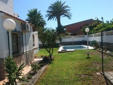 Venta Casa unifamiliar Roquetas de Mar. Buen estado con terraza 300 m²