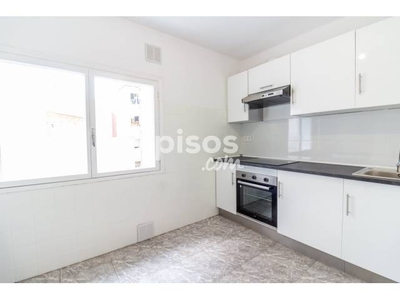 Piso en alquiler en Calle del Mariscal Solís, 14 en Ciudad-Naranco-Vallobín por 490 €/mes