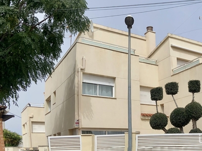 Casa 3 habitaciones de 192 m² en Torredembarra (43830)