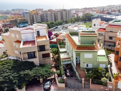 Casa 5 habitaciones de 262 m² en Santa Cruz de Tenerife (38008)