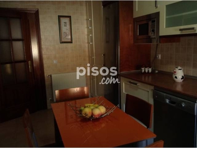 Casa pareada en venta en Calle Gloria Fuertes