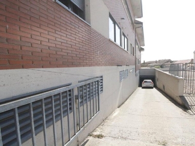 Garaje en venta en calle Cl Manzano, Cabezón De Pisuerga, Valladolid