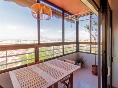 Piso 4 habitaciones de 135 m² en Alicante/Alacant (03009)