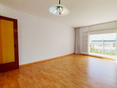 Piso 4 habitaciones de 87 m² en El Vendrell (43700)