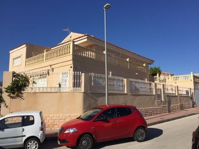 Casa en Venta en urbanización La Marina San Fulgencio, Alicante