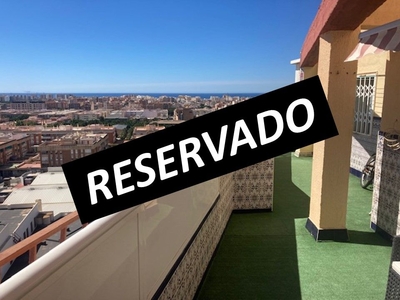 Venta de ático con terraza en Oliveros, Altamira, Barrio Alto (Almería)