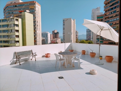 Venta de piso con piscina y terraza en Benidorm, Rincon de Loix