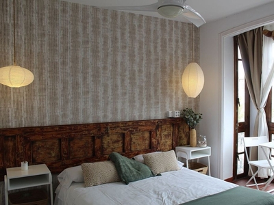 Alquiler de piso en El Ejido - La Merced - La Victoria de 2 habitaciones con muebles y aire acondicionado