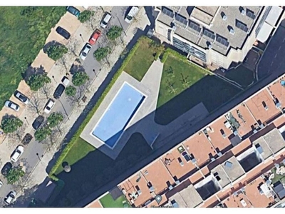 Alquiler de piso en Mariola de 3 habitaciones con terraza y piscina