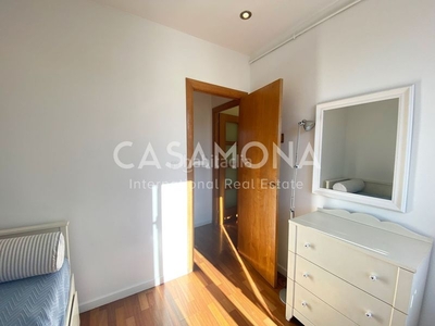 Apartamento con 2 habitaciones con ascensor, calefacción y aire acondicionado en Barcelona