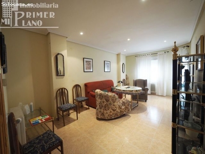 Apartamento de 69 m2, en Paseo San Isidro, exterior, amueblado y con ascensor por solo 52.000 €.
