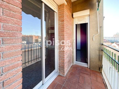 Apartamento en alquiler en Eixample en Eixample-Sant Oleguer por 750 €/mes