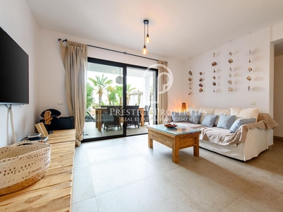 Apartamento en venta en Cala Tarida, San Jose / Sant Josep de Sa Talaia, Ibiza