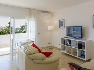 Apartamento en venta en Estepona, Málaga