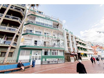 Apartamento en venta en Paseo de las Canteras, cerca de Calle de Portugal en Puerto Canteras por 135.000 €