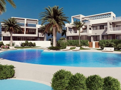 Bungalow en venta en Torrevieja, Alicante