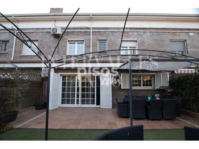 Casa adosada en venta en Calle Carrer Marià Jesús Francès Bravo