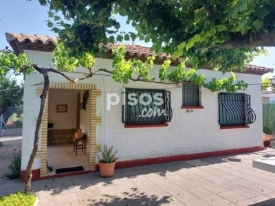 Casa en venta en Calle Rosalia de Castro en San Mateo de Gállego por 118.999 €