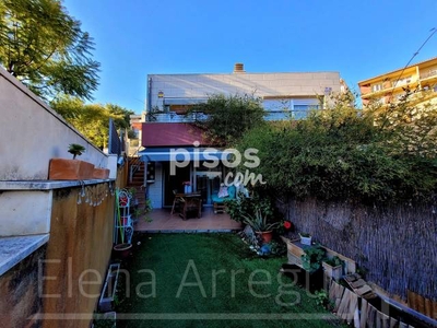 Casa pareada en venta en Carrer de Rafel Casanova