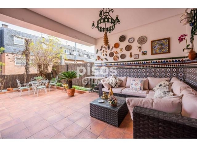 Chalet adosado en venta en Pozuelo de Alarcón en Estación-Zona Norte por 695.000 €