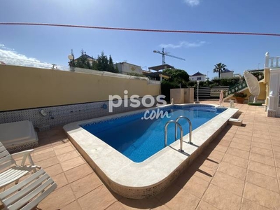 Chalet unifamiliar en venta en Plaza de Torrevieja